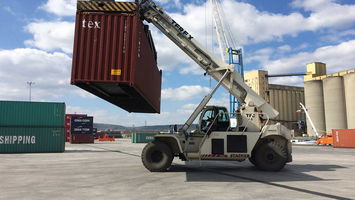 High load from reach stackers at the container terminal